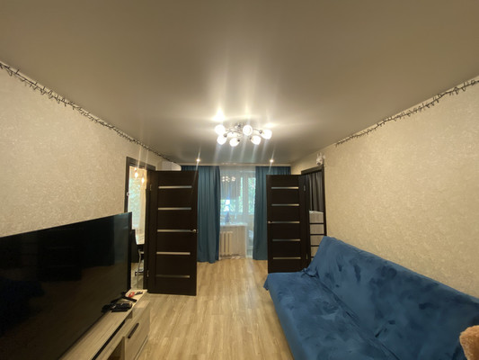 Продам двухкомнатную (2-комн.) квартиру, 1 Мая ул, 161, Воткинск г