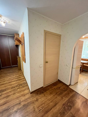 Продам однокомнатную (1-комн.) квартиру, Машиностроительная ул, 68, Калининград г