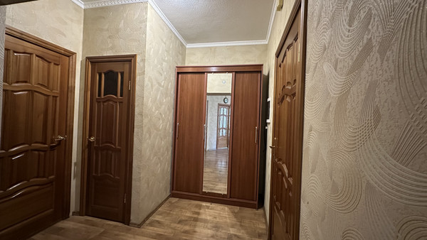 Продам двухкомнатную (2-комн.) квартиру, Закруткина ул, 51/7, Ростов-на-Дону г