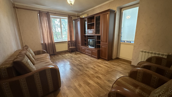 Продам двухкомнатную (2-комн.) квартиру, Закруткина ул, 51/7, Ростов-на-Дону г