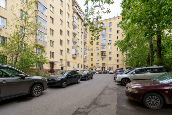 Продам однокомнатную (1-комн.) квартиру, Вернадского пр-кт, 15, Москва г