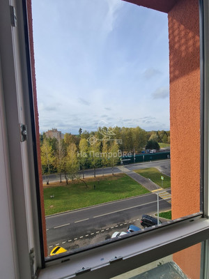 Продам однокомнатную (1-комн.) квартиру, 3-я Нововатутинская ул, 15к1, Десеновское п