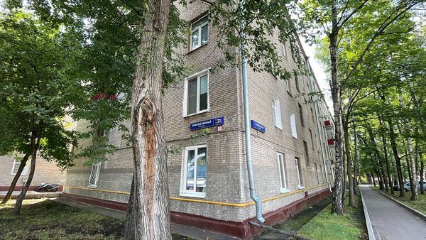 Продам трехкомнатную (3-комн.) квартиру, Локомотивный проезд, 29, Москва г