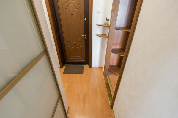 Продам однокомнатную (1-комн.) квартиру, Михаила Нагибина пр-кт, 37б, Ростов-на-Дону г