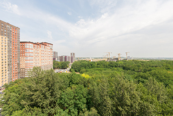 Продам трехкомнатную (3-комн.) квартиру, 40-летия Победы пр-кт, 637к17, Ростов-на-Дону г