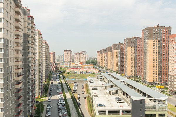 Продам трехкомнатную (3-комн.) квартиру, 40-летия Победы пр-кт, 637к17, Ростов-на-Дону г