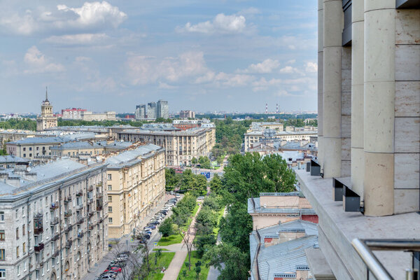 Продам многокомнатную квартиру, Победы ул, 5, Санкт-Петербург г