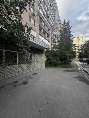 Продам трехкомнатную (3-комн.) квартиру, 2-я Вольская ул, 20, Москва г
