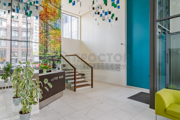 Продам многокомнатную квартиру, Корабельная ул, 17к3, Москва г