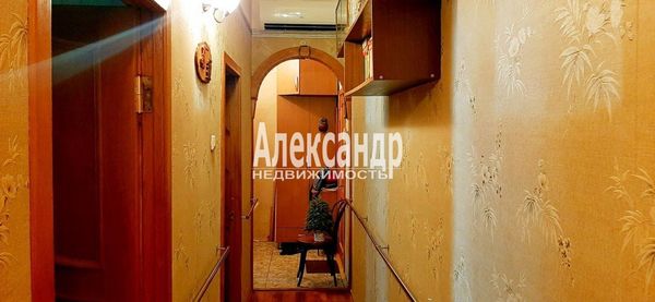 Продам трехкомнатную (3-комн.) квартиру, Декабристов ул, 28, Санкт-Петербург г