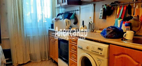 Продам трехкомнатную (3-комн.) квартиру, Декабристов ул, 28, Санкт-Петербург г