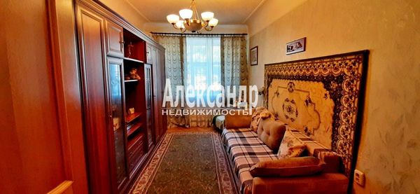 Продам трехкомнатную (3-комн.) квартиру, Декабристов ул, 28, Санкт-Петербург г