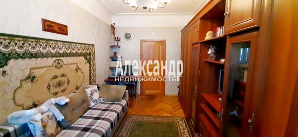 Продам трехкомнатную (3-комн.) квартиру, Декабристов ул, 28, Санкт-Петербург г