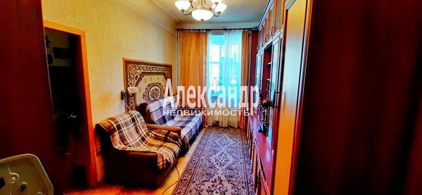 Продам трехкомнатную (3-комн.) квартиру, Декабристов ул, 28, Санкт-Петербург г