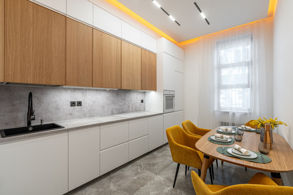 Продам двухкомнатную (2-комн.) квартиру, Муштари ул, 2а, Казань г