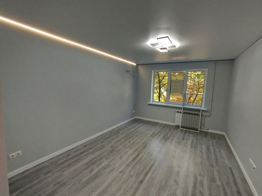 Продам трехкомнатную (3-комн.) квартиру, Еременко ул, 66к3, Ростов-на-Дону г