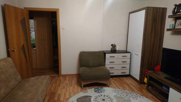 Продам двухкомнатную (2-комн.) квартиру, Карла Маркса ул, 20, Каменск-Уральский г