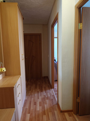 Продам двухкомнатную (2-комн.) квартиру, Карла Маркса ул, 20, Каменск-Уральский г