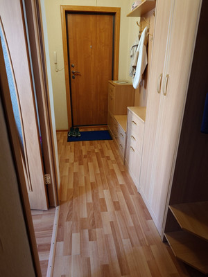 Продам двухкомнатную (2-комн.) квартиру, Карла Маркса ул, 20, Каменск-Уральский г