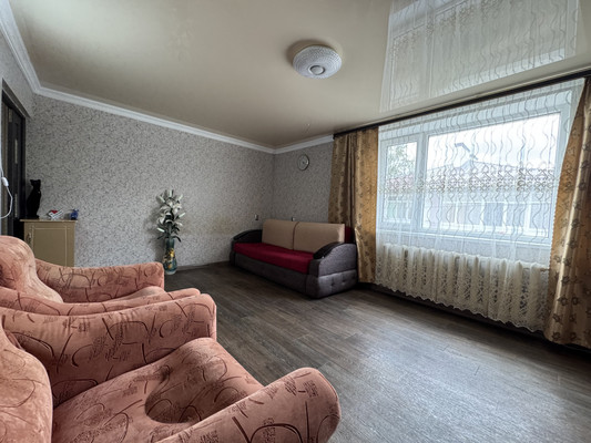 Продам двухкомнатную (2-комн.) квартиру, Киевская ул, 70, Красногвардейское пгт