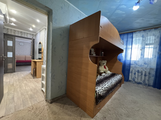 Продам двухкомнатную (2-комн.) квартиру, Киевская ул, 70, Красногвардейское пгт