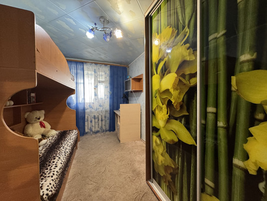 Продам двухкомнатную (2-комн.) квартиру, Киевская ул, 70, Красногвардейское пгт