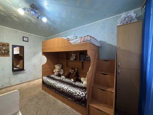 Продам двухкомнатную (2-комн.) квартиру, Киевская ул, 70, Красногвардейское пгт