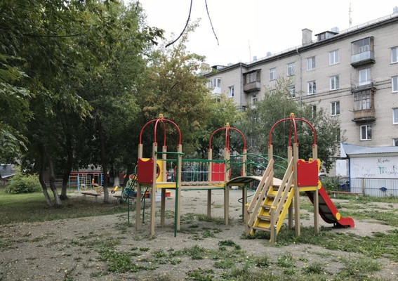Продам двухкомнатную (2-комн.) квартиру, Шевченко ул, 52а, Барнаул г