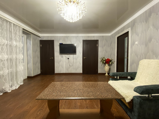 Продам многокомнатную квартиру, А.А.Кадырова ул, 31, Нальчик г