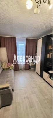 Продам комнату в 6-комн. квартире, Гагарина ул, д. 12, Приозерск г