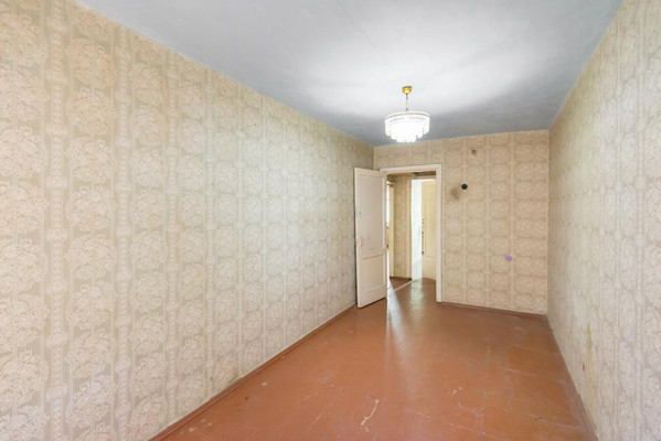 Продам трехкомнатную (3-комн.) квартиру, Стачки пр-кт, 193к1, Ростов-на-Дону г