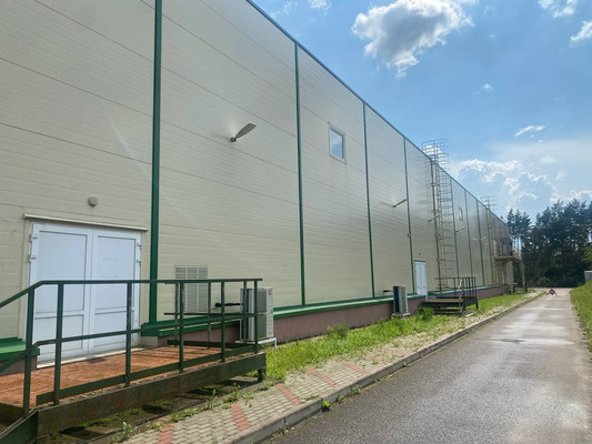 Продам торговое помещение 4 583 м2, Ленинградское ш, 2к1, Луга г