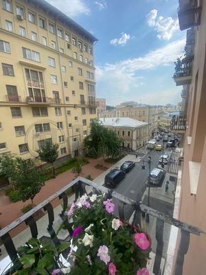 Продам многокомнатную квартиру, Благовещенский пер, 5, Москва г