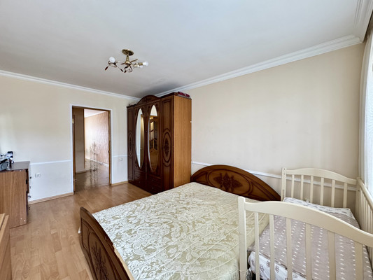 Продам двухкомнатную (2-комн.) квартиру, 9 Мая ул, 14к3, Нальчик г