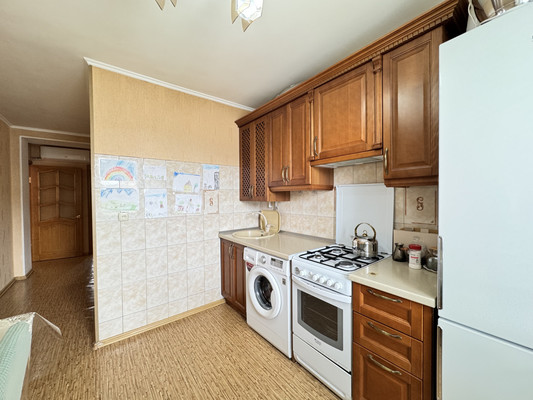 Продам двухкомнатную (2-комн.) квартиру, 9 Мая ул, 14к3, Нальчик г