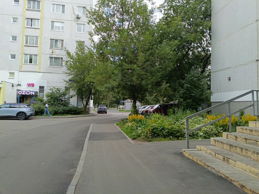 Продам трехкомнатную (3-комн.) квартиру, Алтуфьевское ш, 85кА, Москва г