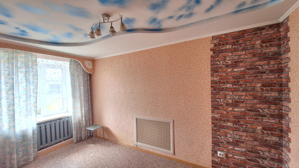 Продам трехкомнатную (3-комн.) квартиру, Крымская ул, 6, Ишим г
