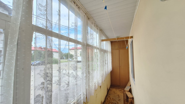 Продам трехкомнатную (3-комн.) квартиру, Крымская ул, 6, Ишим г