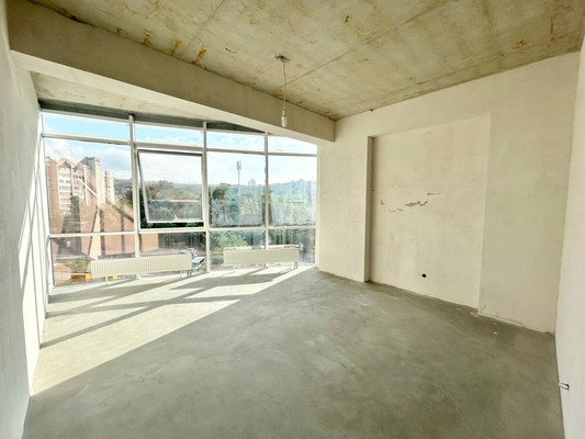 Продам трехкомнатную (3-комн.) квартиру, Беспалова ул, 110кв, Симферополь г