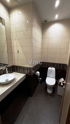 Сдам коммерческое помещение 189 м2, Старый Толмачёвский пер, 3, Москва г