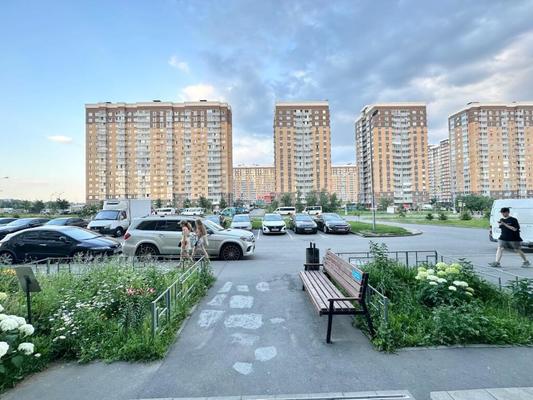 Продам двухкомнатную (2-комн.) квартиру, Сакко и Ванцетти ул, 5к1, Малаховка рп
