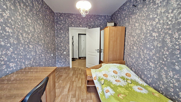 Продам двухкомнатную (2-комн.) квартиру, Кольцовская ул, 38, Воронеж г