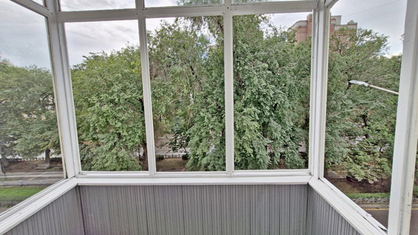 Продам двухкомнатную (2-комн.) квартиру, Кольцовская ул, 38, Воронеж г