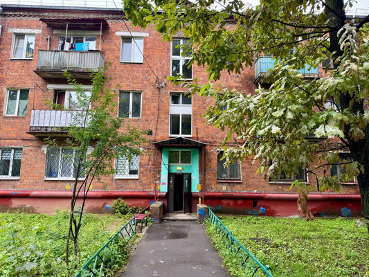 Продам трехкомнатную (3-комн.) квартиру, Красногорская ул, 20, Люберцы г