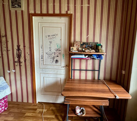Продам трехкомнатную (3-комн.) квартиру, Красногорская ул, 20, Люберцы г
