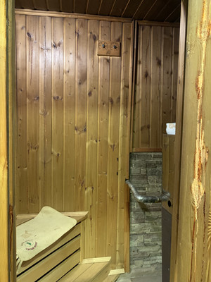 Продам дом, Гагарина ул, 255, Ханты-Мансийск г, 0 км от города