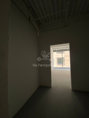 Продам коммерческое помещение 37 м2, 2-я Брестская ул, 6, Москва г