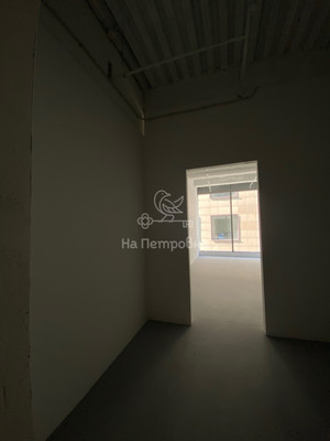 Продам коммерческое помещение 37 м2, 2-я Брестская ул, 6, Москва г