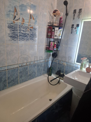 Продам двухкомнатную (2-комн.) квартиру, Алтуфьевское ш, 30В, Москва г
