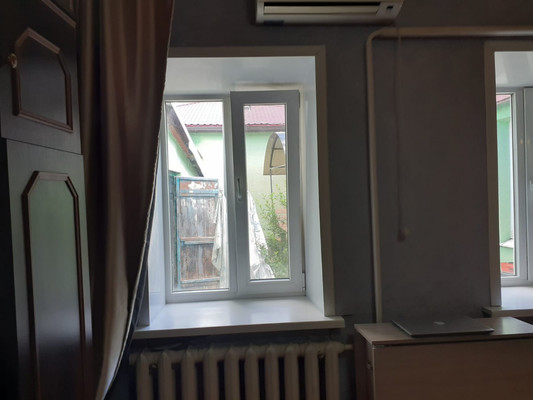 Продам двухкомнатную (2-комн.) квартиру, Фабричный спуск, 6, Симферополь г